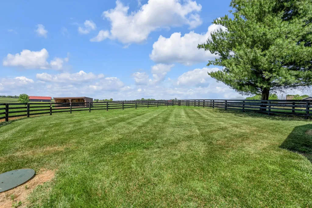 595 Moores Mill Road Midway KY 40347