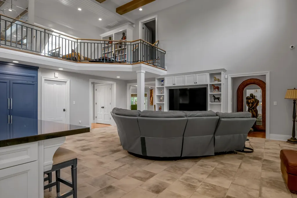 595 Moores Mill Road Midway KY 40347