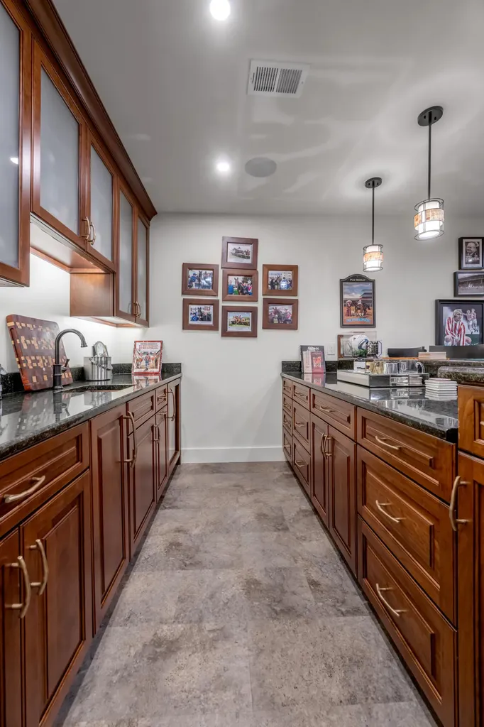 595 Moores Mill Road Midway KY 40347