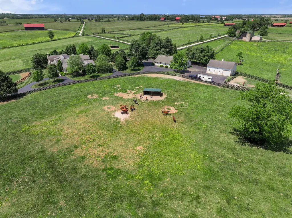 595 Moores Mill Road Midway KY 40347
