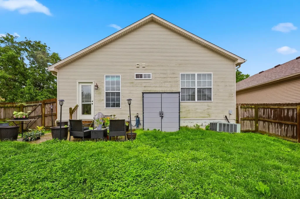 2601 Shannon Trace Lexington KY 40511