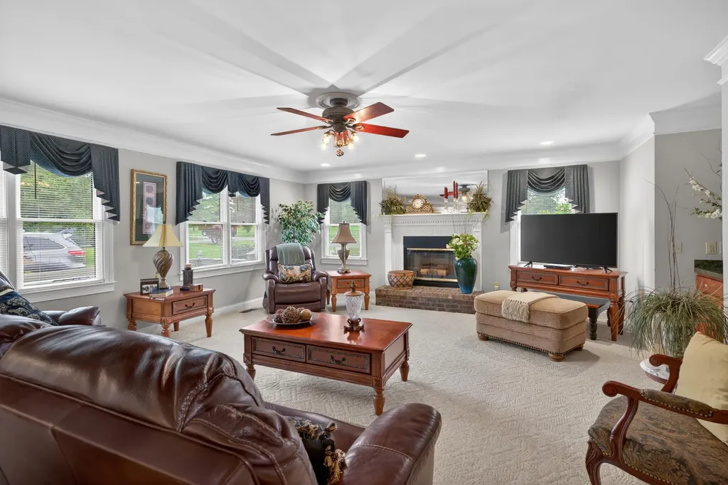 1258 Lexington Road Harrodsburg KY 40330
