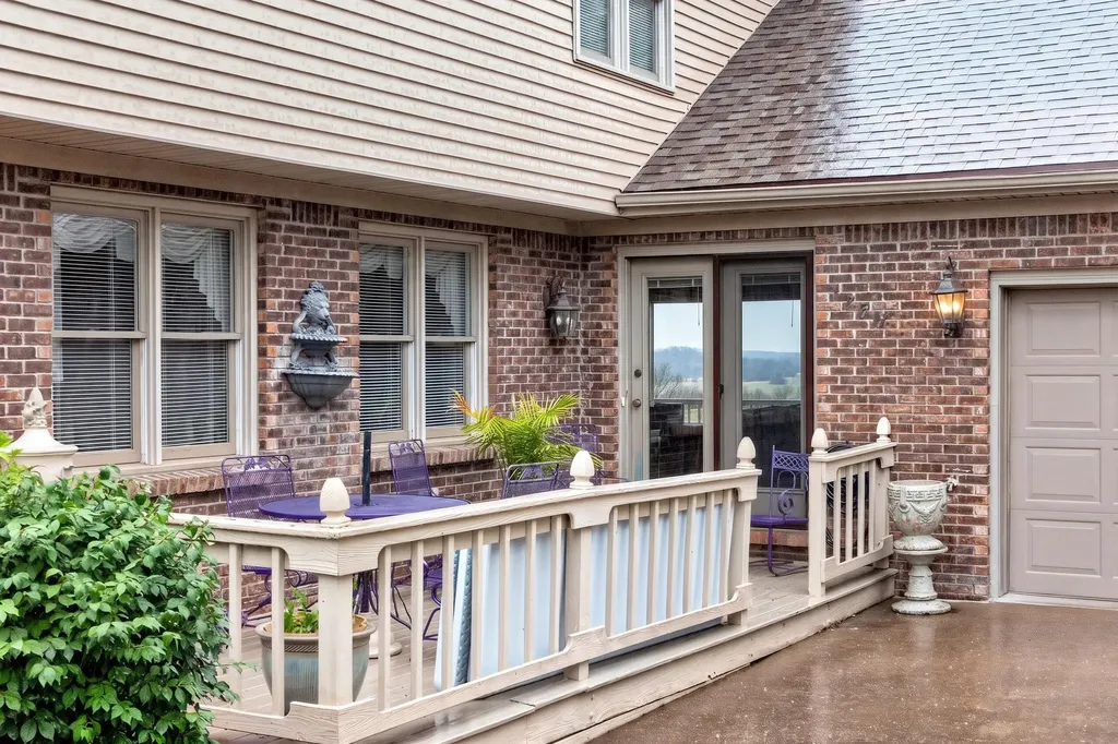 1258 Lexington Road Harrodsburg KY 40330