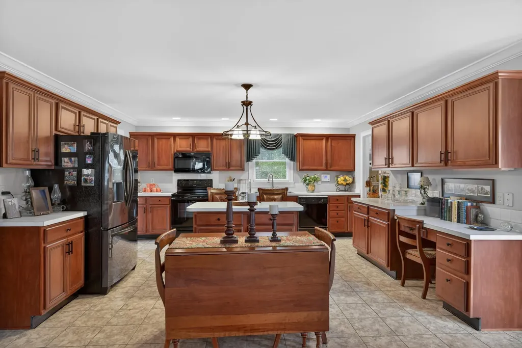 1258 Lexington Road Harrodsburg KY 40330