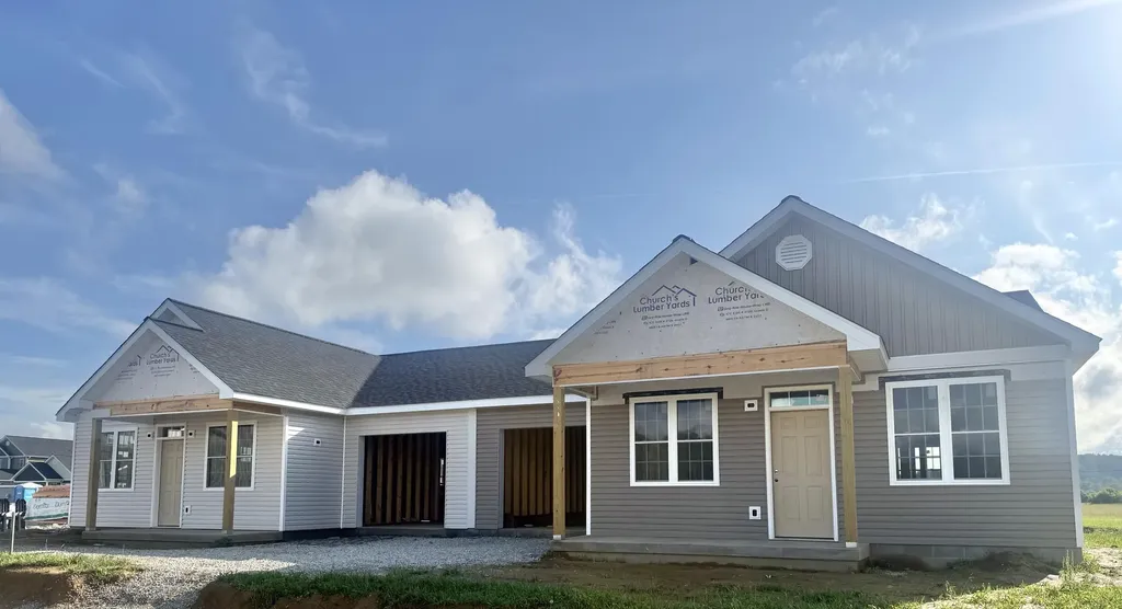 304 Bluegrass Way Grayson KY 41143