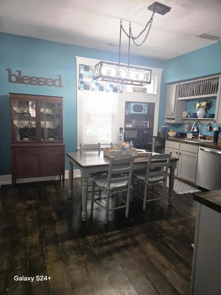 220 E Office Street Harrodsburg KY 40330