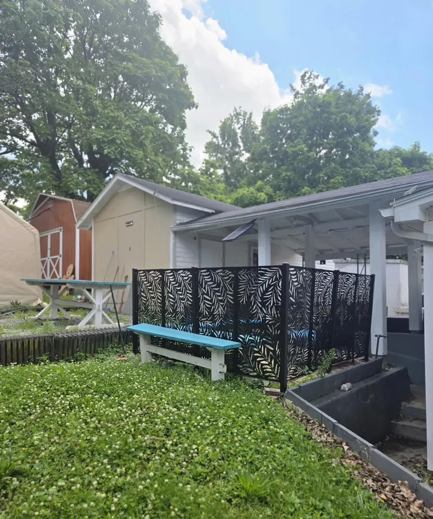 220 E Office Street Harrodsburg KY 40330