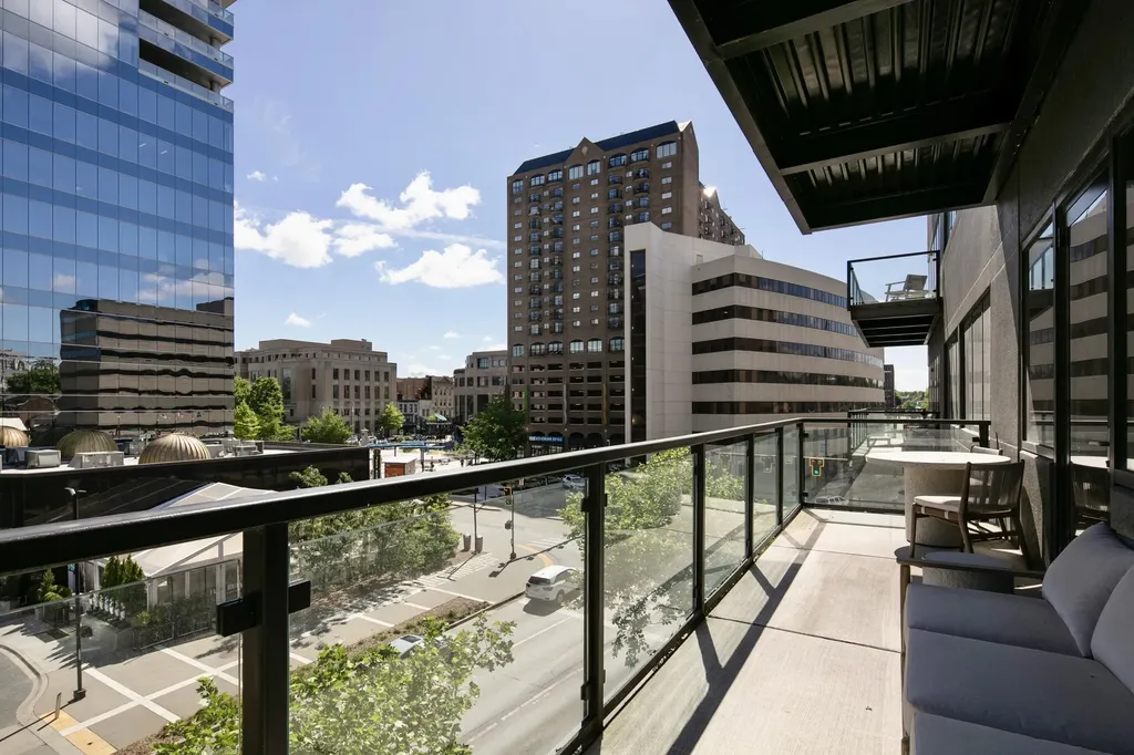 106 W Vine Street Lexington KY 40507