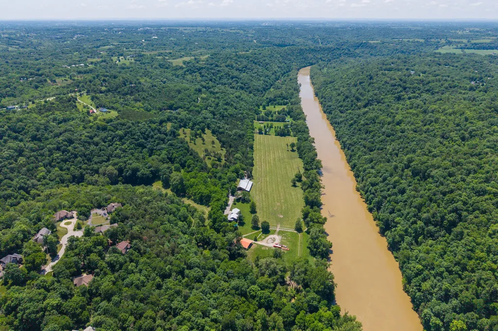 3700 River Drive Richmond KY 40475