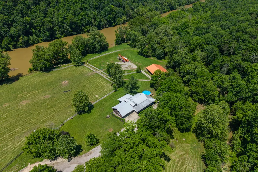 3700 River Drive Richmond KY 40475