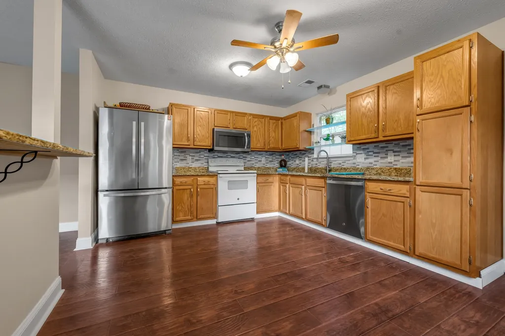 441 Lemon Drop Lane Lexington KY 40511