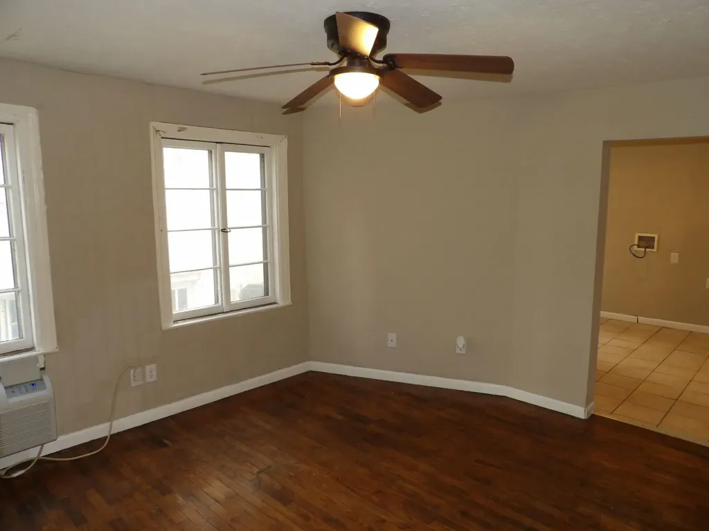 6 Dogwood Lane Frankfort KY 40601