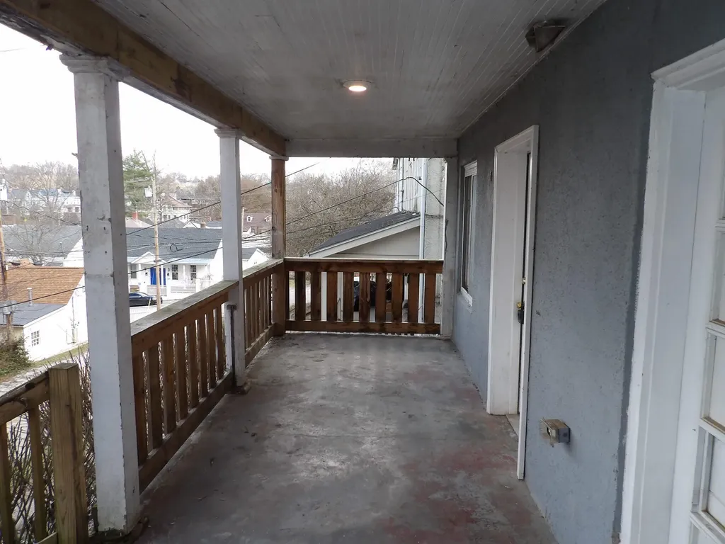 6 Dogwood Lane Frankfort KY 40601