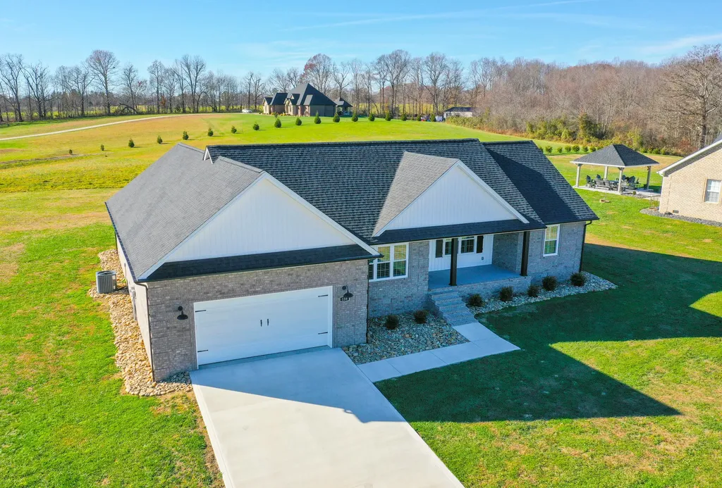135 Jolynn Drive London KY 40744