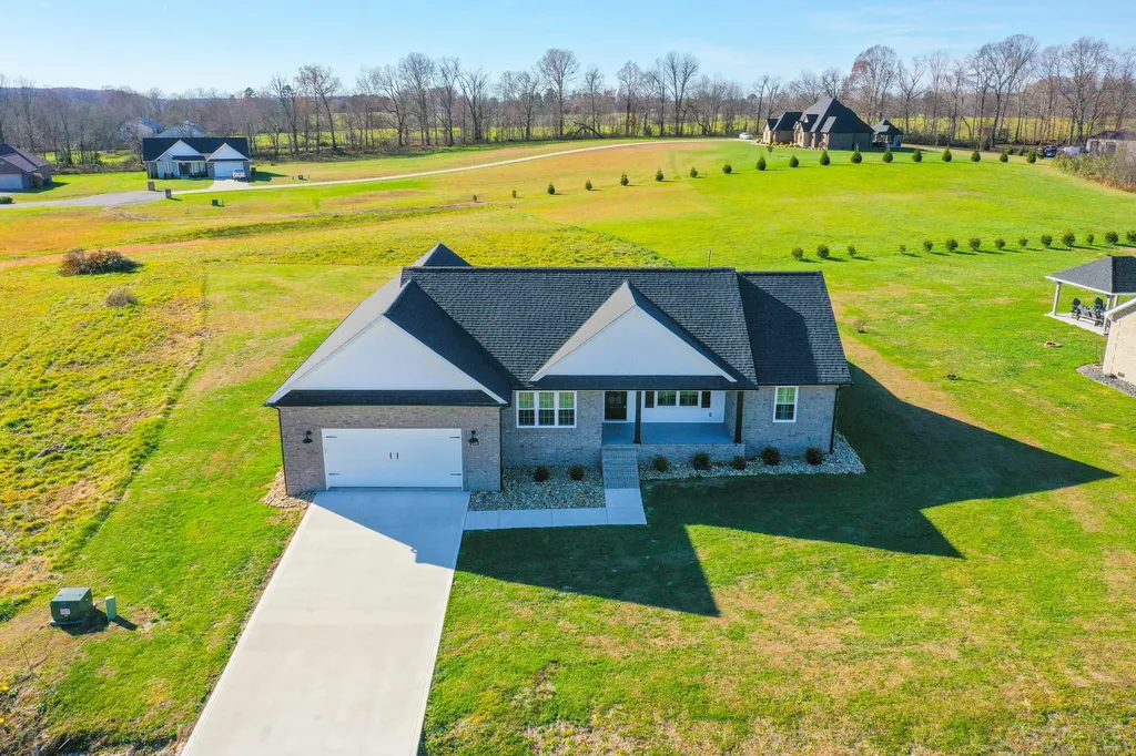 135 Jolynn Drive London KY 40744