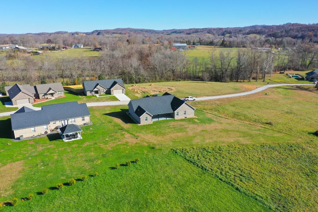135 Jolynn Drive London KY 40744