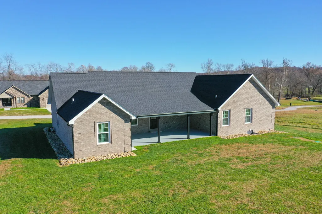 135 Jolynn Drive London KY 40744