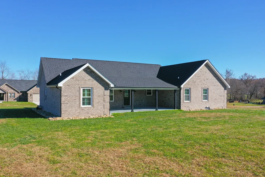 135 Jolynn Drive London KY 40744