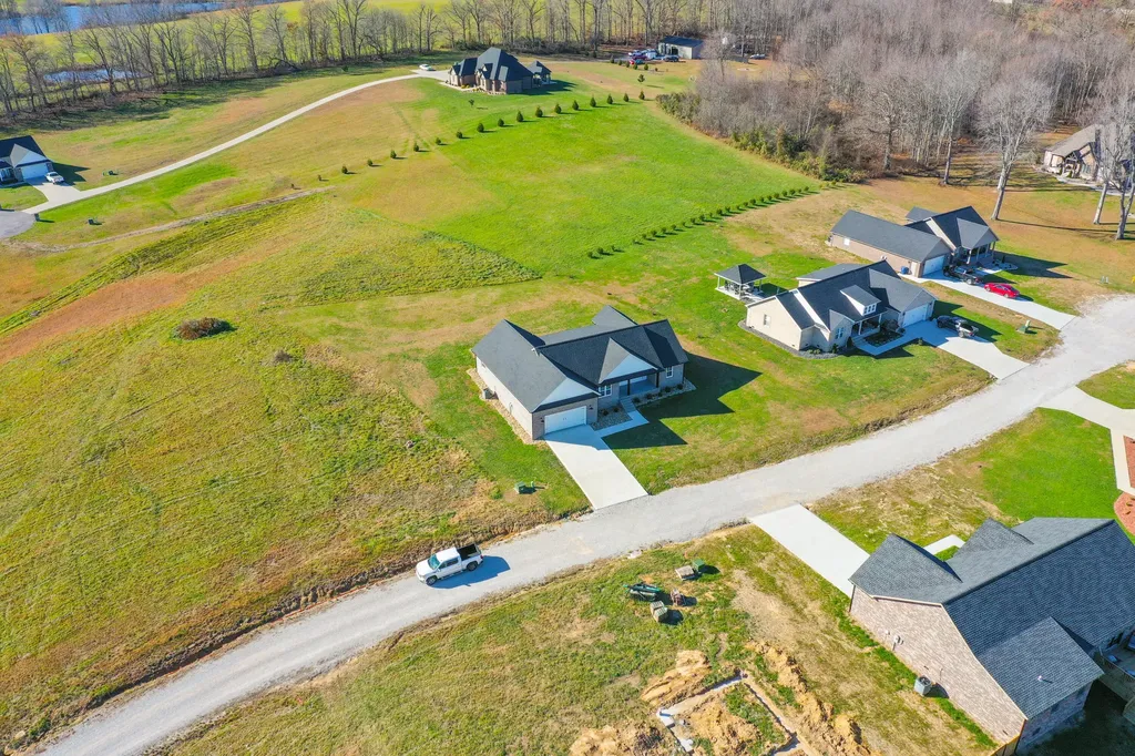 135 Jolynn Drive London KY 40744