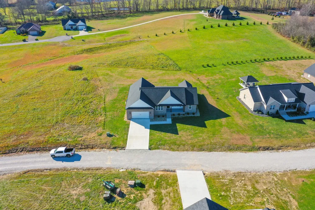 135 Jolynn Drive London KY 40744