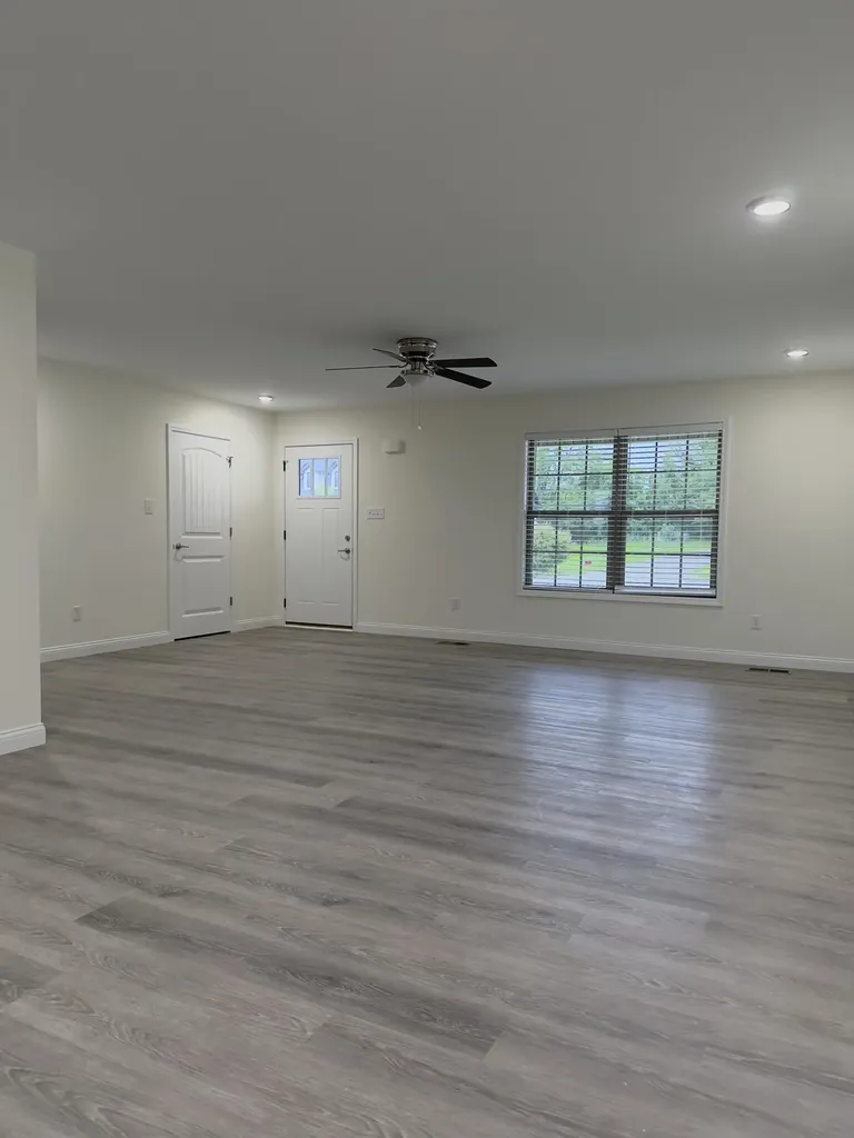161 Central Park Avenue Berea KY 40403