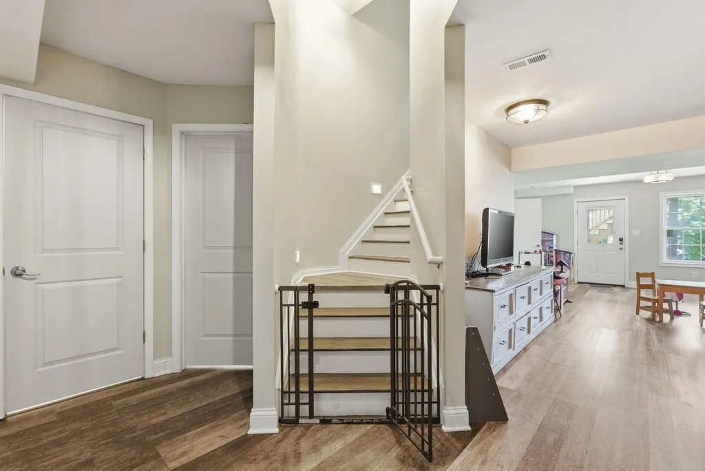 229 Gauley Lane Lexington KY 40511