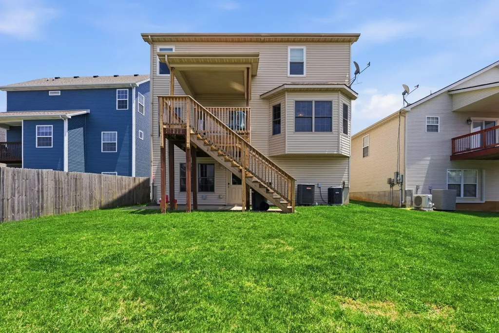 229 Gauley Lane Lexington KY 40511