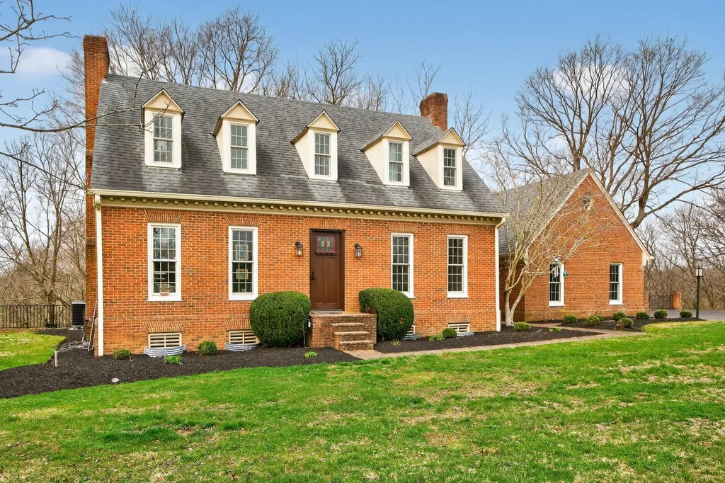 7919 Mt Sterling Road Winchester KY 40391