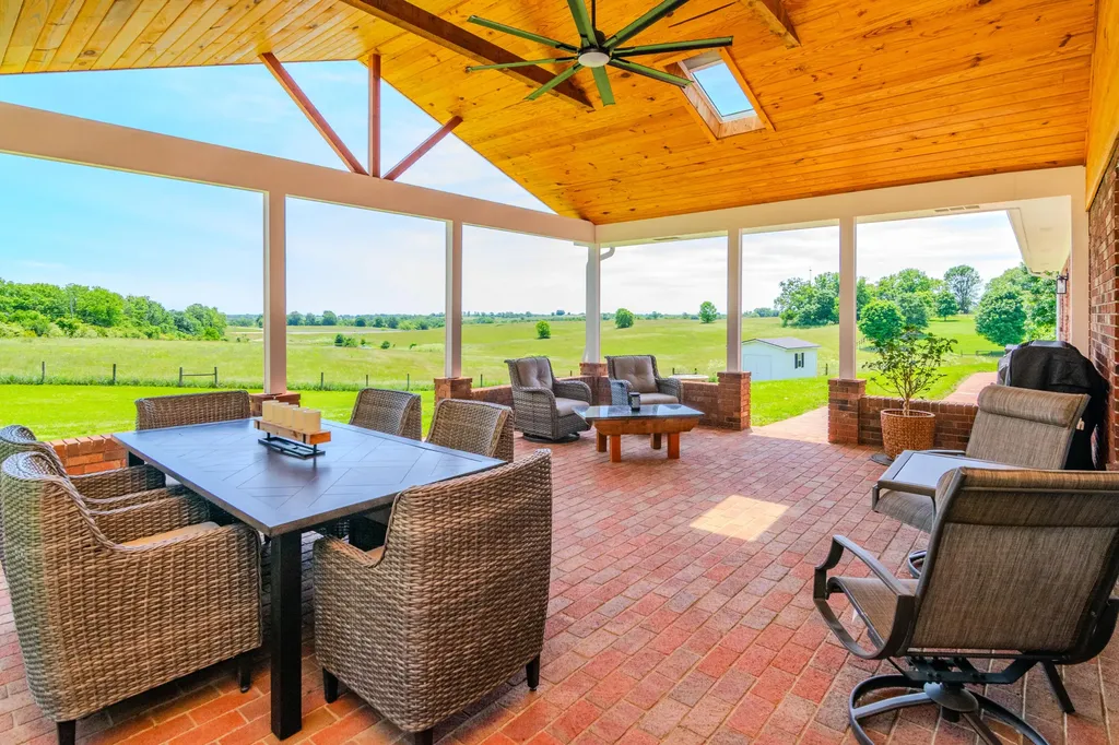 3095 Old Maysville Road Mt Sterling KY 40353