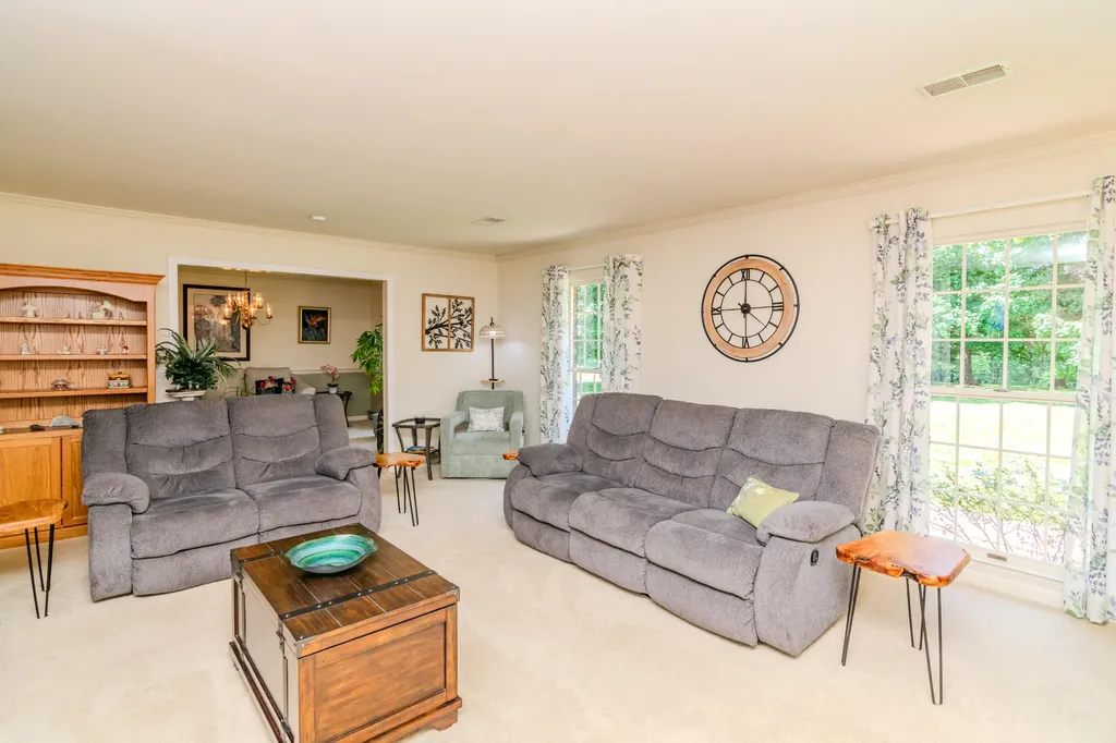 3095 Old Maysville Road Mt Sterling KY 40353