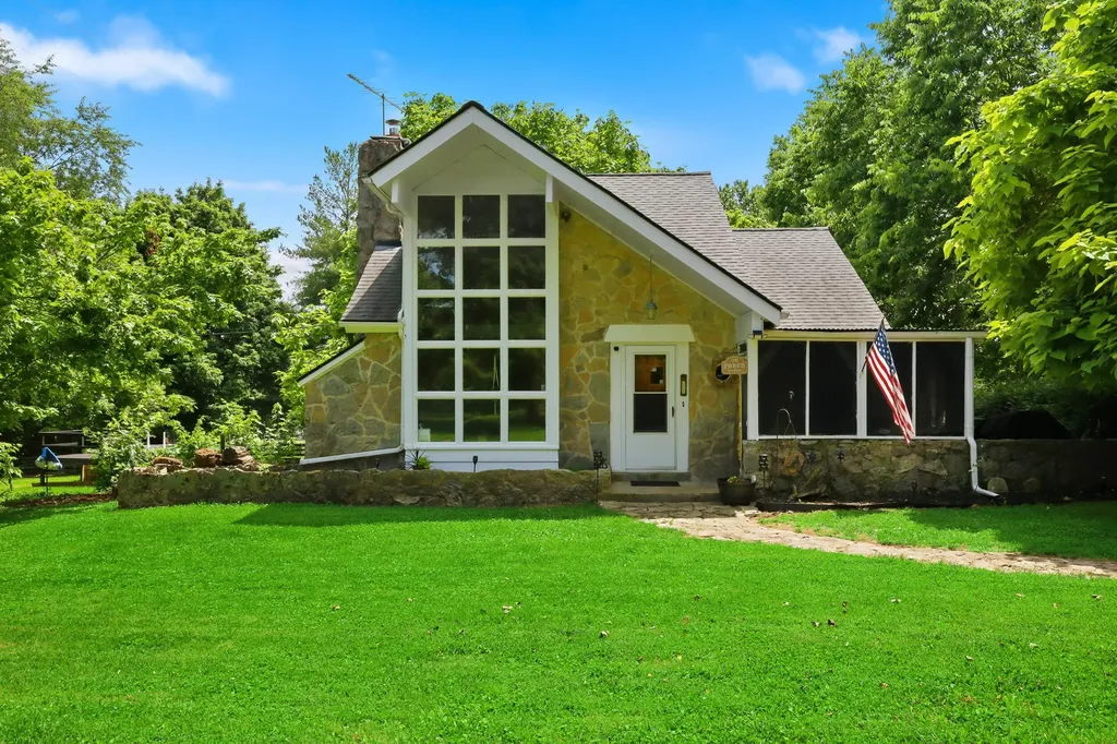 161 Leesburg Pike Georgetown KY 40324