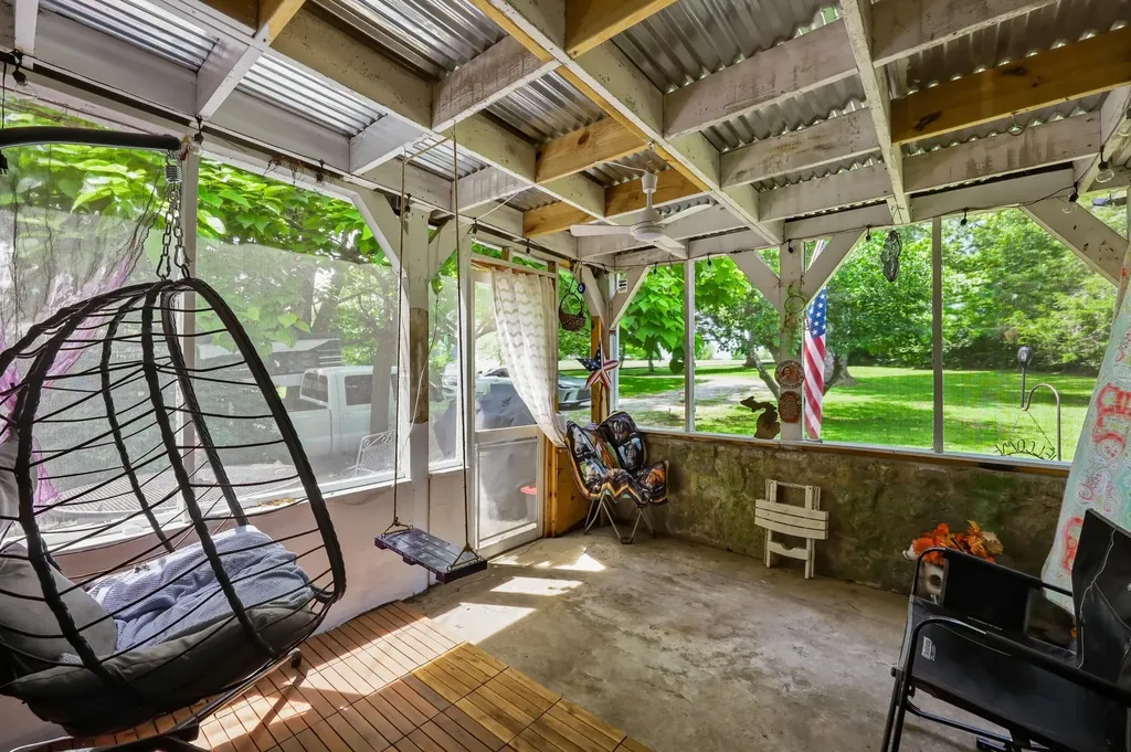 161 Leesburg Pike Georgetown KY 40324