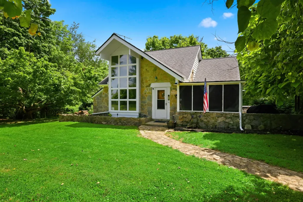 161 Leesburg Pike Georgetown KY 40324