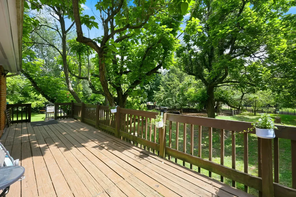 161 Leesburg Pike Georgetown KY 40324