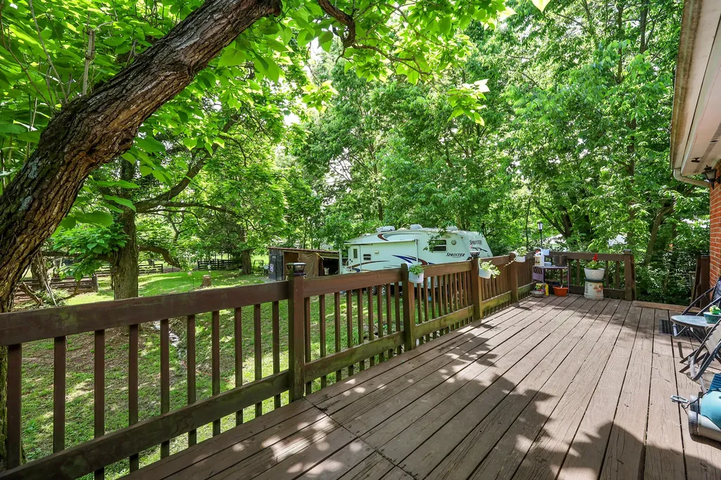 161 Leesburg Pike Georgetown KY 40324