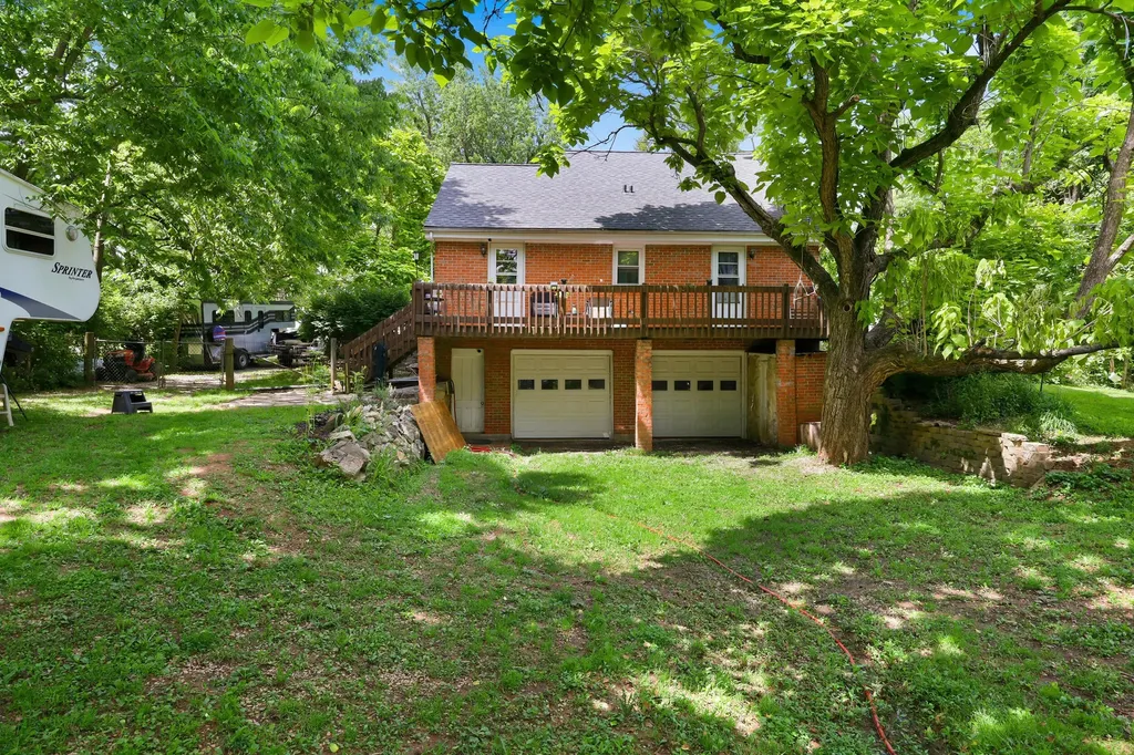 161 Leesburg Pike Georgetown KY 40324