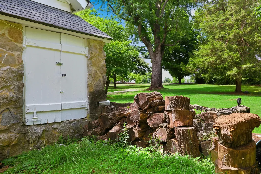 161 Leesburg Pike Georgetown KY 40324