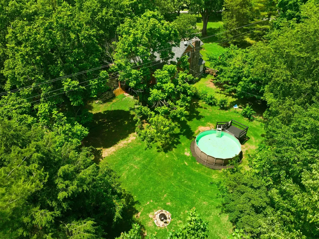 161 Leesburg Pike Georgetown KY 40324