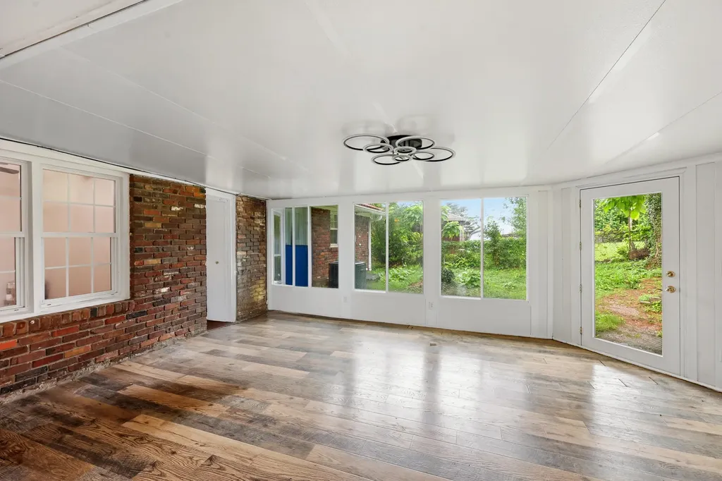 212 Sequoyah Trail Frankfort KY 40601