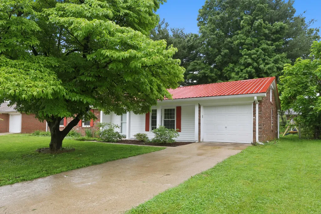 212 Sequoyah Trail Frankfort KY 40601