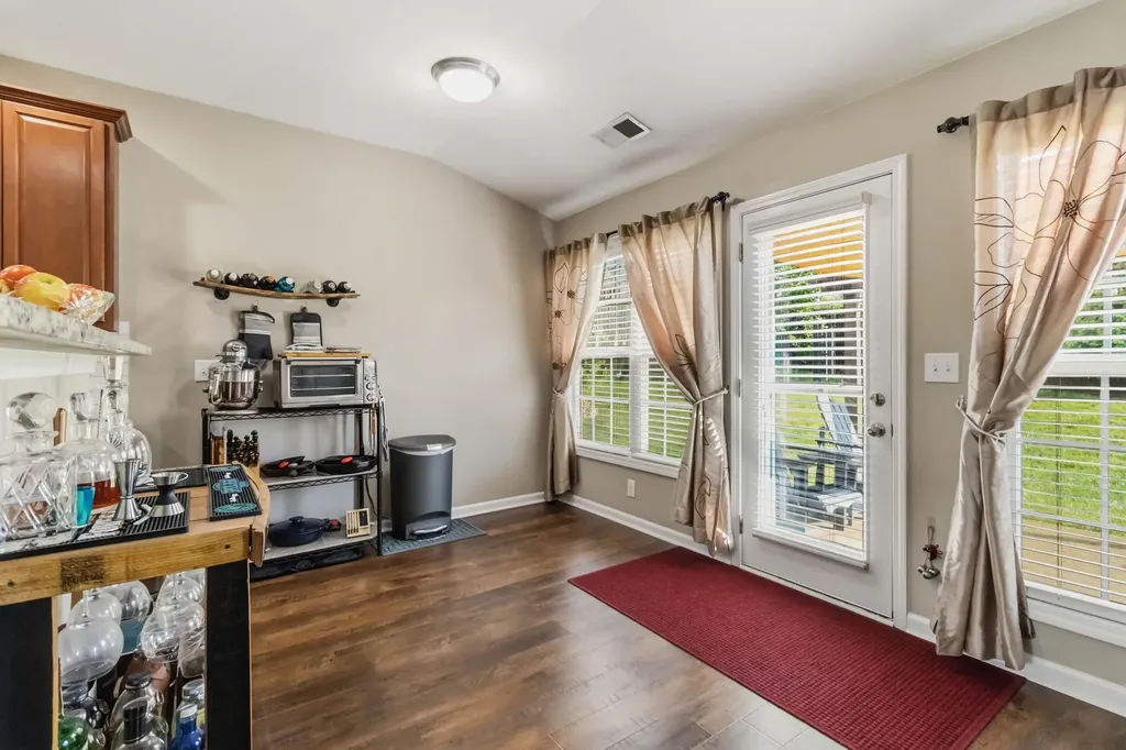 2820 Jenna Rest Lexington KY 40511