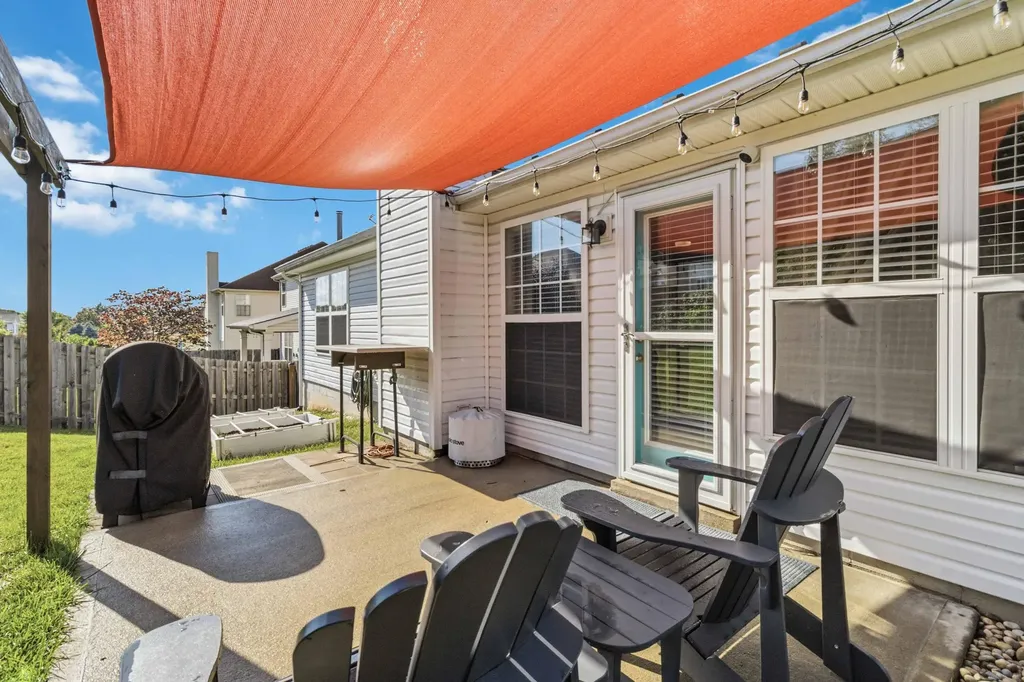 2820 Jenna Rest Lexington KY 40511