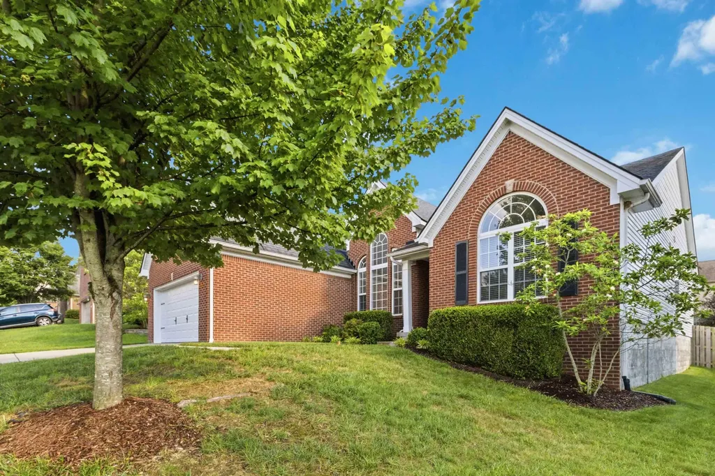 2820 Jenna Rest Lexington KY 40511