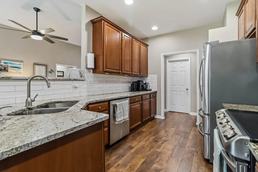 2820 Jenna Rest Lexington KY 40511