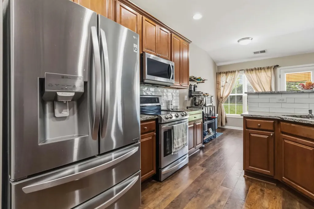 2820 Jenna Rest Lexington KY 40511