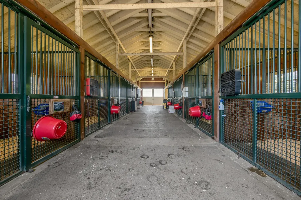 595 Moores Mill Road Midway KY 40347