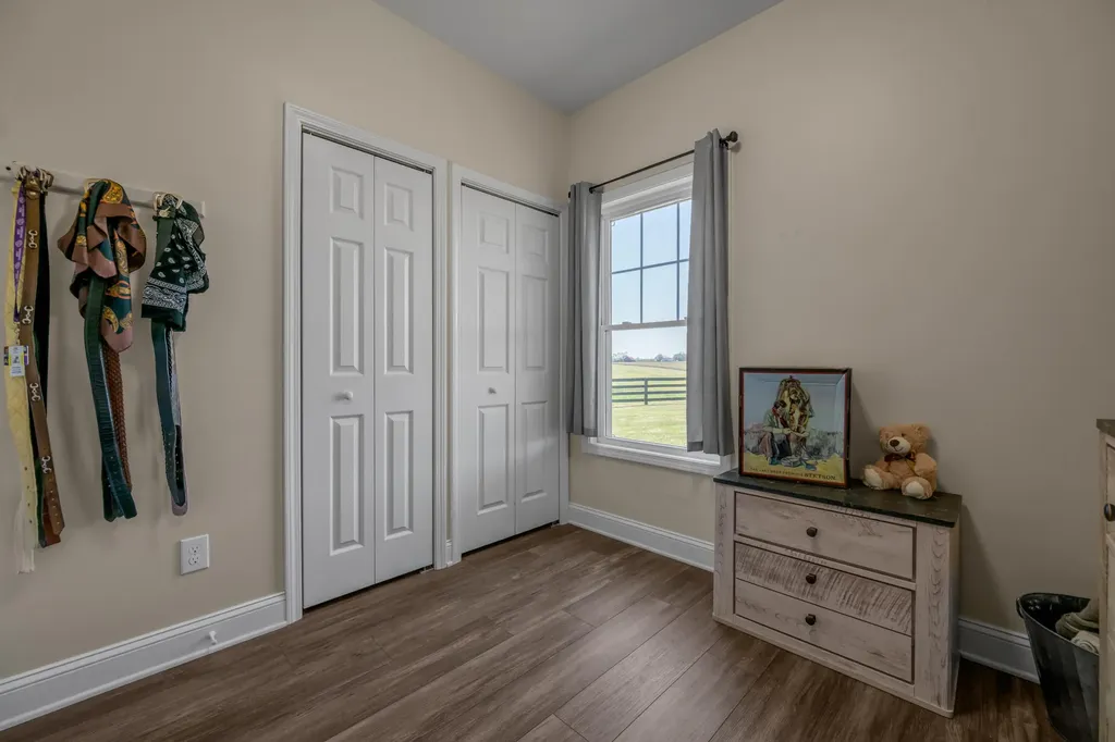 595 Moores Mill Road Midway KY 40347
