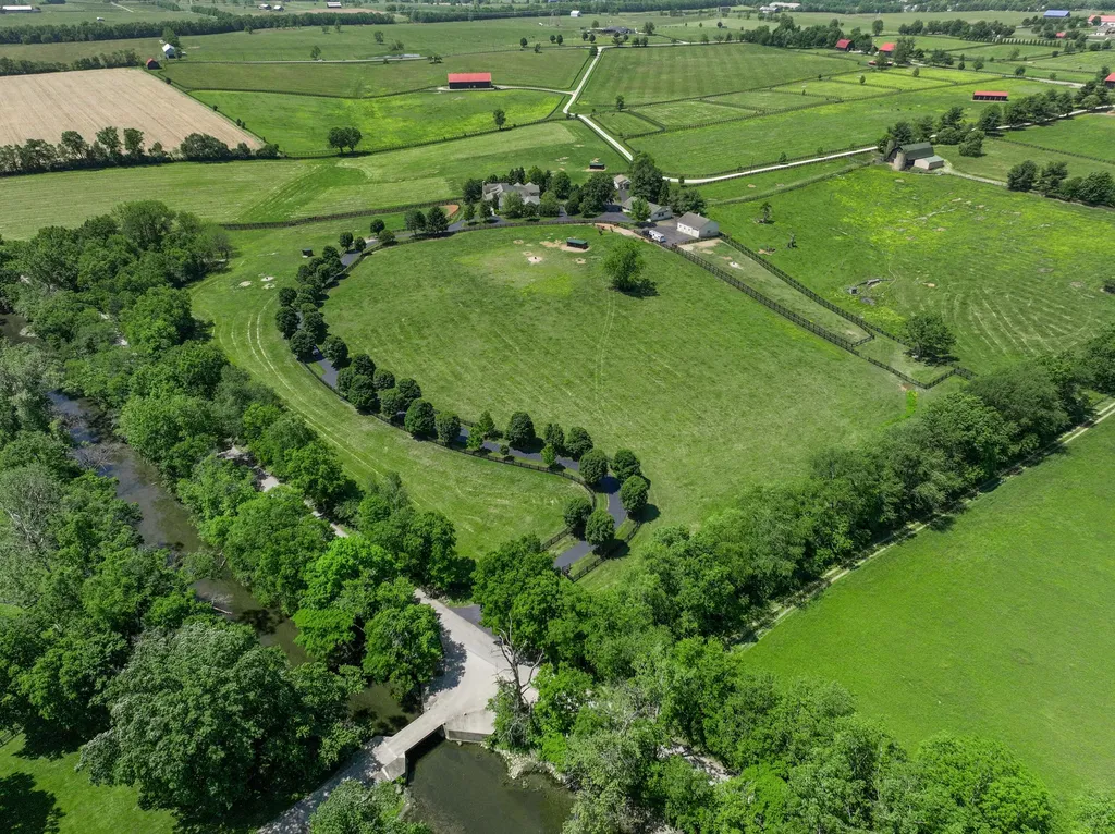 595 Moores Mill Road Midway KY 40347