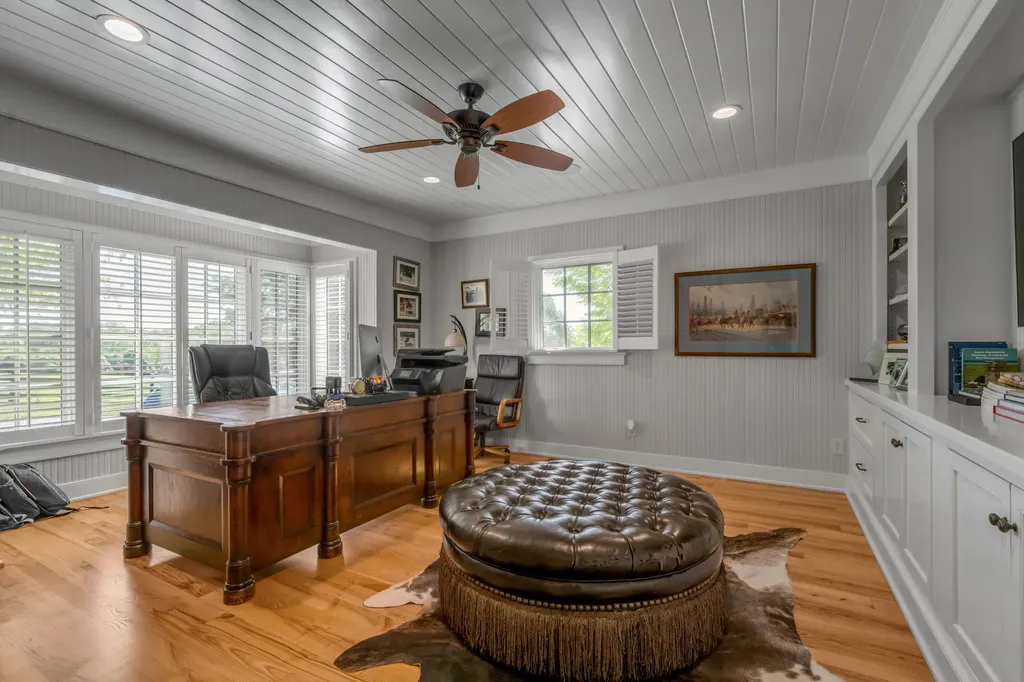 595 Moores Mill Road Midway KY 40347