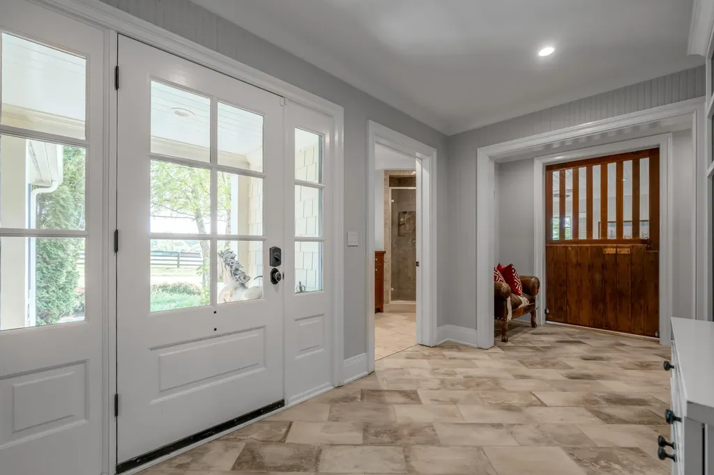 595 Moores Mill Road Midway KY 40347
